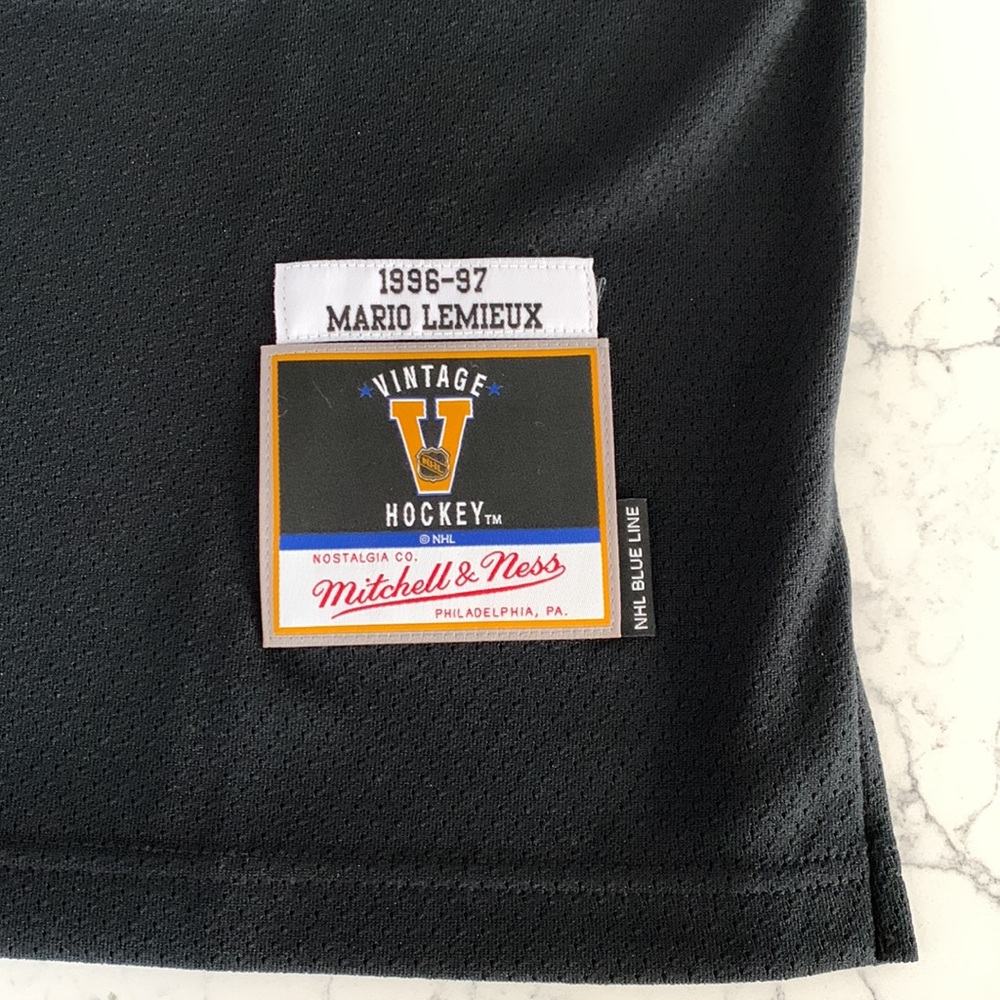 Mario Lemieux Pittsburgh Penguins 1996/97 Power Play Player Jersey - Picture 8 of 11
